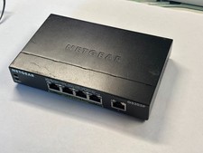 NETGEAR GS305P 5-Port PoE Unmanaged Gigabit Ethernet Switch