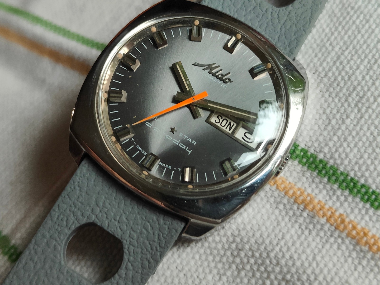 Mido Automatic Multistar Dataday Day/Date Vintage - image 2