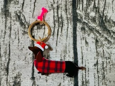 Sausage Dog / Dachshund Acrylic Keyring New Gift Christmas Hat 🌲 Gorgeous