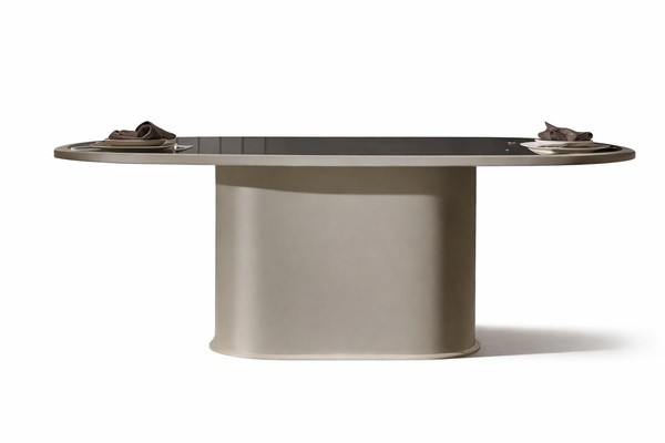 Eleganter Minimalistischer Esstisch Mit Modernem Design Und Stil-image
