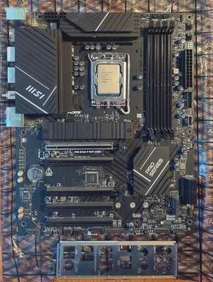Intel Core i7-13700K  + MSI PRO B760-P WiFi DDR4 Combo