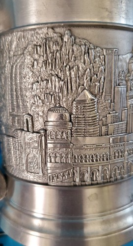 Vintage Royal Selangor Zinn graviert malaysische Wahrzeichen Krug schön Neu im Karton - Bild 6 von 10