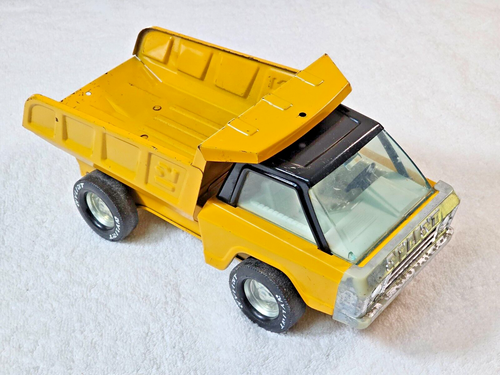 Nylint Pressed Steel Dump Truck Yellow & Black NO. 460 Vintage USA - Picture 1 of 12