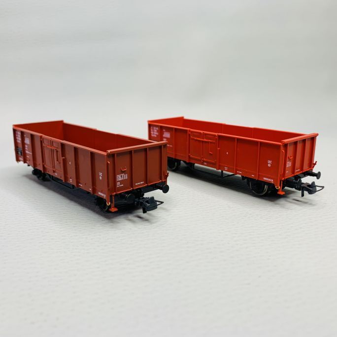 2 Wagons à Ranchers Ks ROCO – Ép IV – Avec Conteneurs – HO 1/87 (6600006)