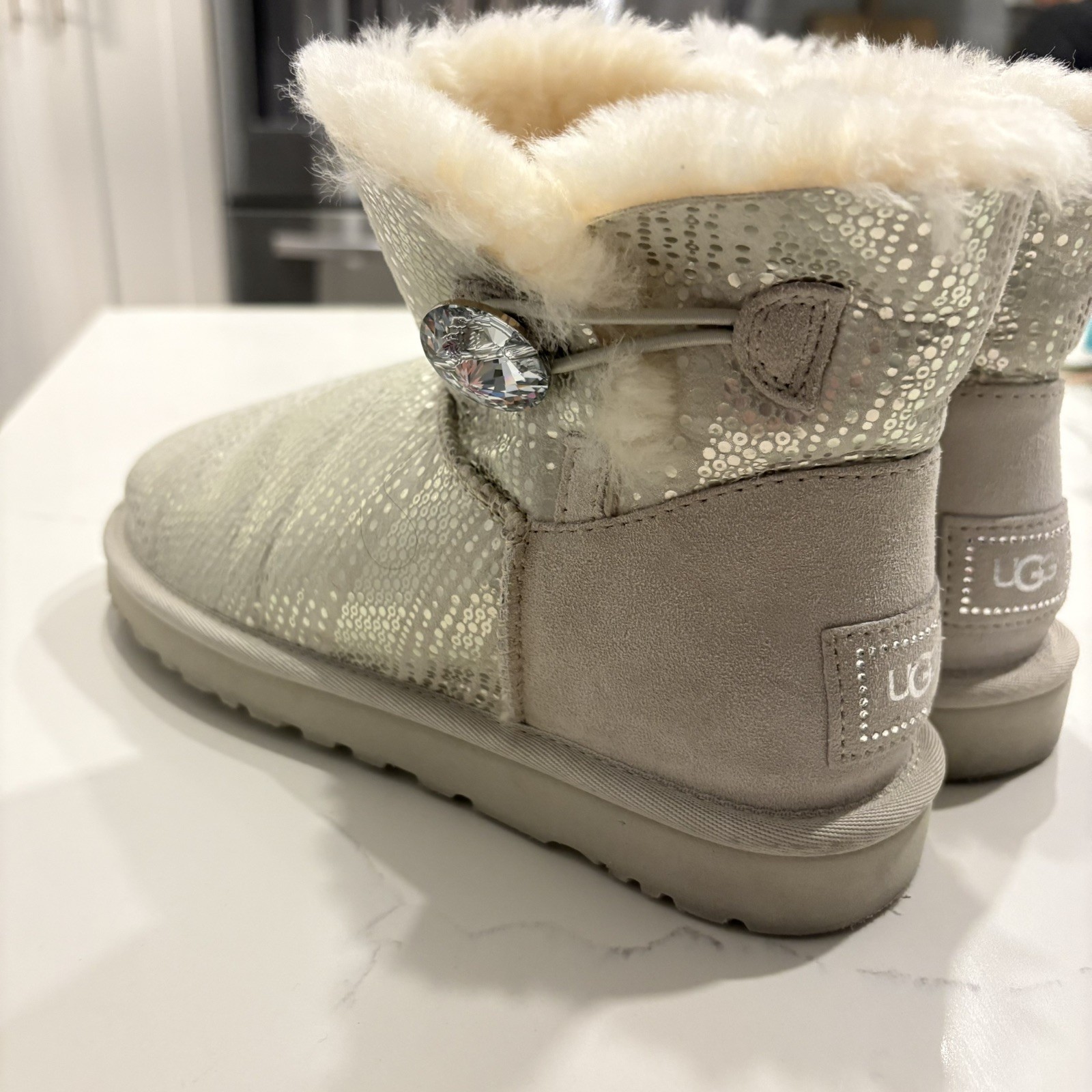 UGG GRAY MINI BAILEY BUTTON BLING METALLIC GREY B… - image 12