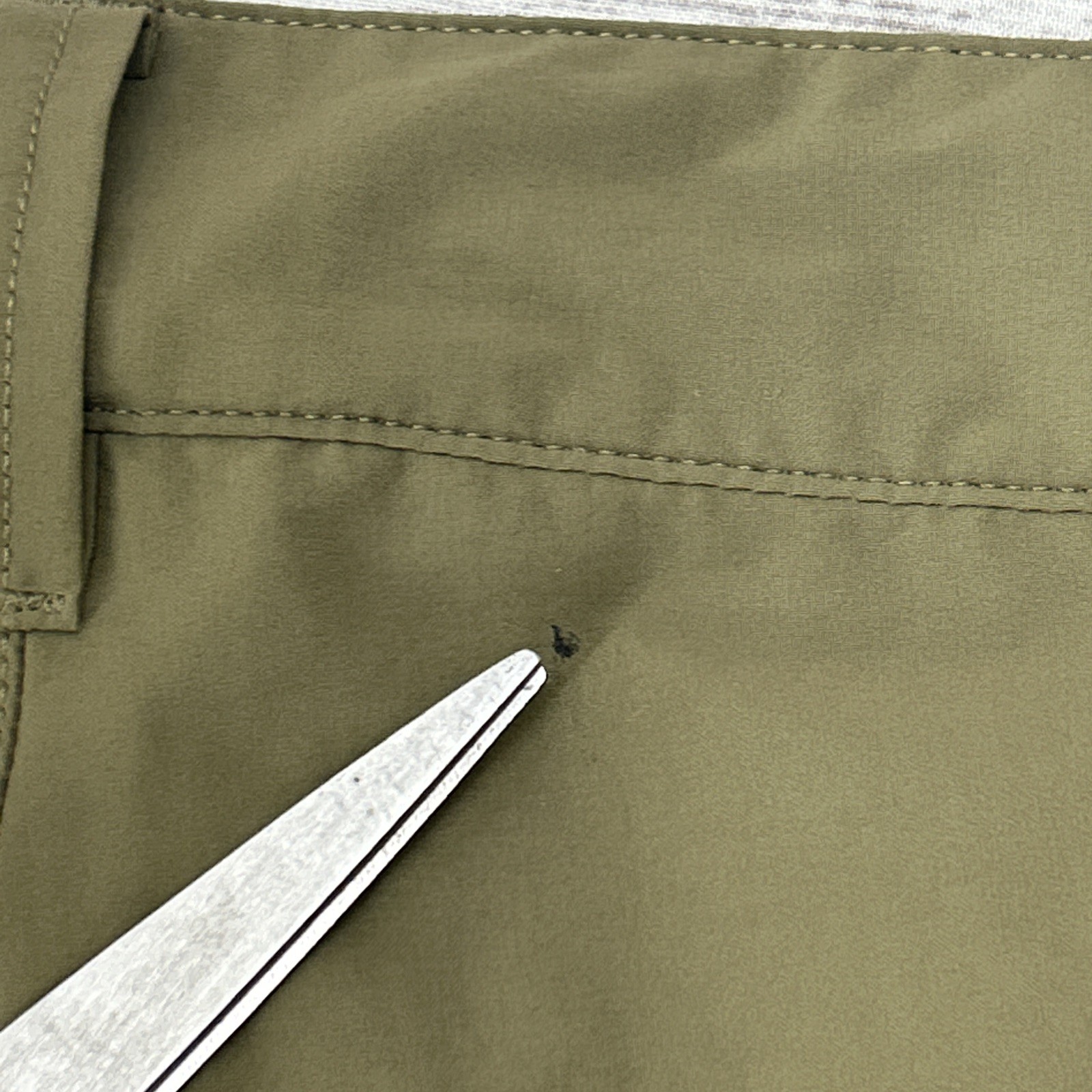 Patagonia Men's Quandary Pants Men's 32x30 Khaki Nylon Hiking 55176 thumbnail 3