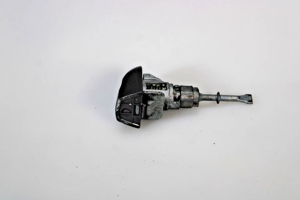 Hyundai Genesis 2010-2016 cupé gris transmisión puerta exterior izquierda cilindro solamente Foto 2 de 3