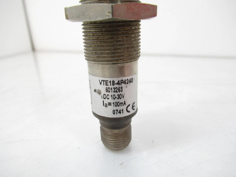 Sick VTE18-4P4240 6013263 Infrared Light Photoelectric Proximity Sensor - Image 2 of 4