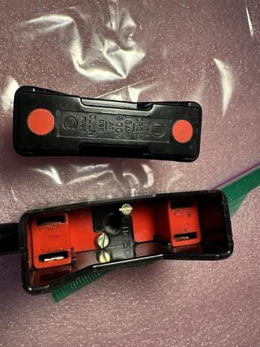 CRS15 FUSE HOLDER 15AMP 600V