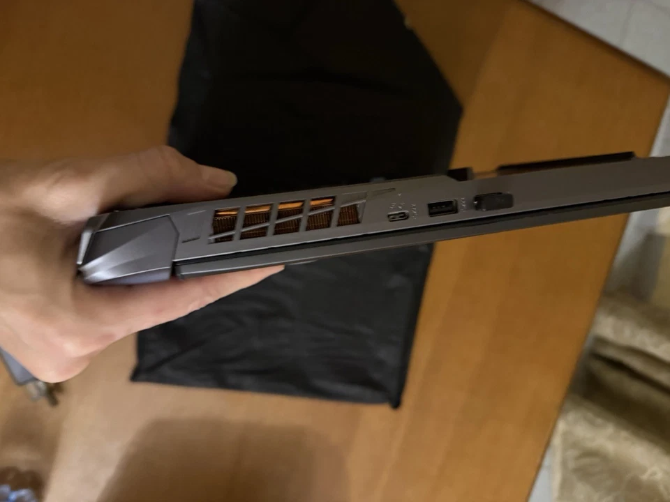 Msi Vector 17 HX A 14VGG - 206 Notebook Gaming 17 Pollici Intel I9 NVIDIA RTX 4 - Immagine 4 di 4