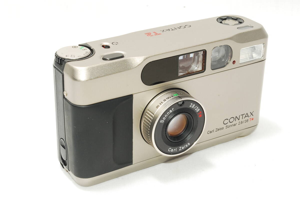 【CONTAX】T2D Carl Zeiss Sonner 38mm F/2.8 CONTAX T2 Carl Zeiss Sonnar 38mm F2.8 Titan Silver Film