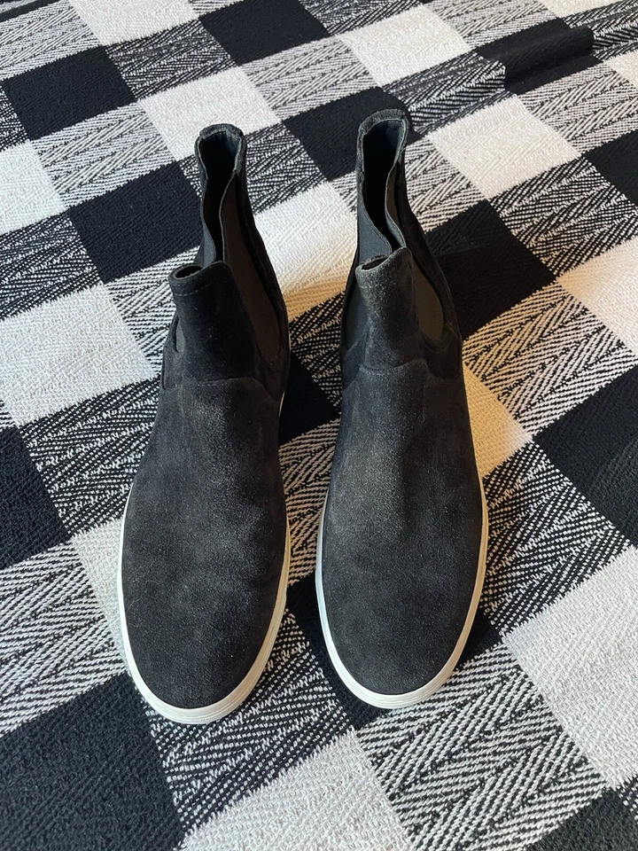 VINCE Mujer Nira Parte Superior Alta Gamuza Sin Cordones Zapatilla Bota Zapatos Negro Blanco Talla 7 Foto 2 de 4