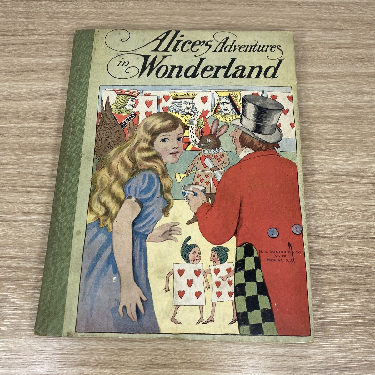 【中古】 ALICE’S　Adventures　in　Wonderla s-l400.jpg