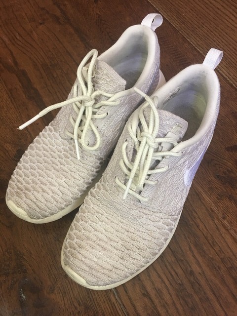 nike women roshe run flyknit