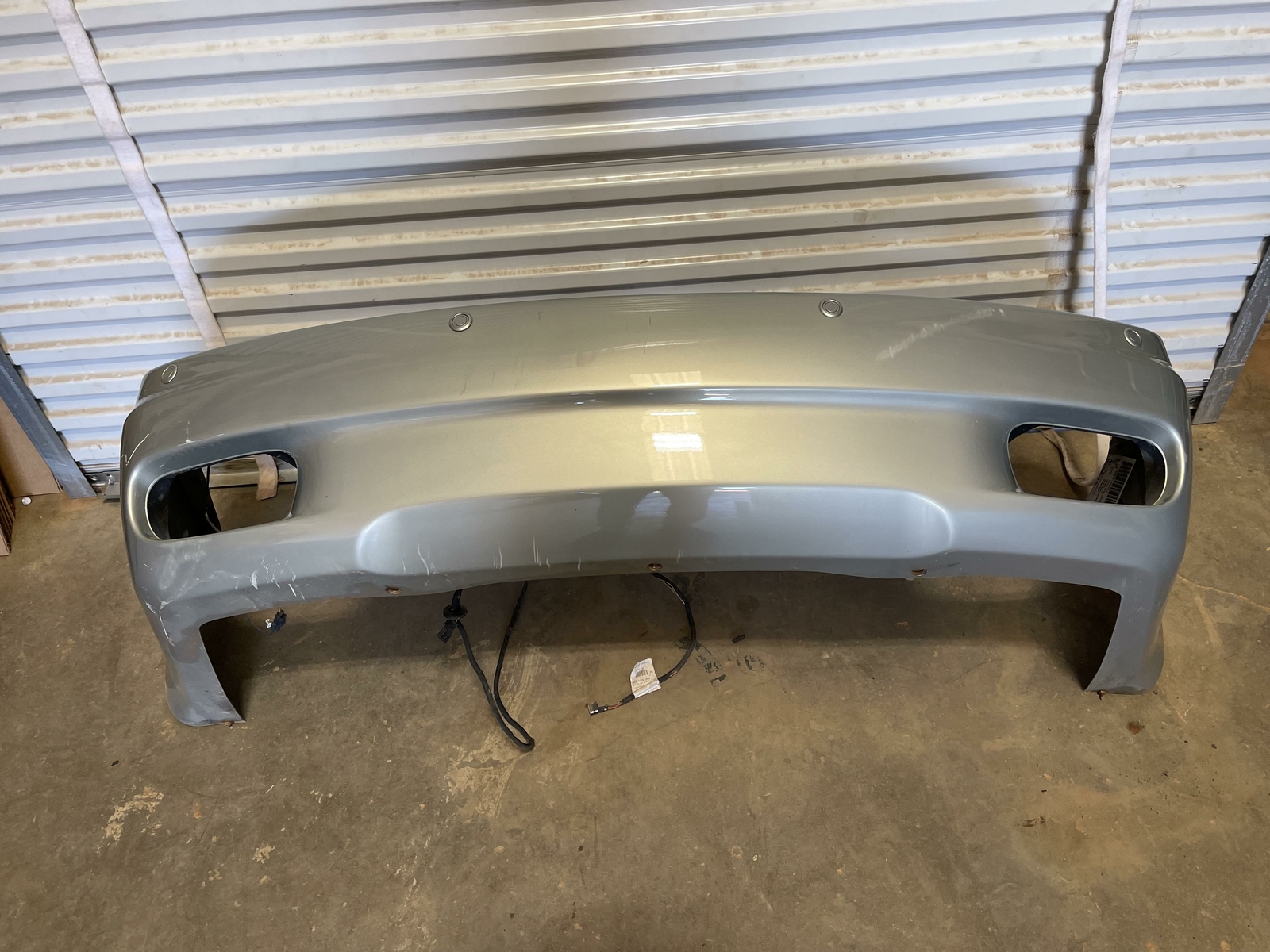 2005-2008 MASERATI QUATTROPORTE REAR BUMPER COVER W/ SENSORS SILVER OEM