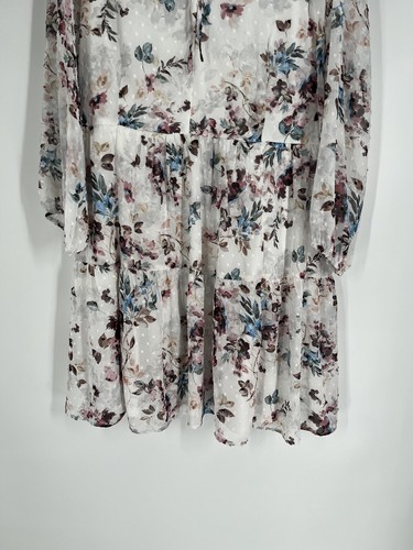 TORRID size 1 ivory floral skater dress 3/4 sleeve sheer lined ruffled hem vneck - Picture 4 of 13