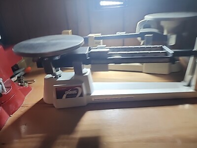OHAUS  Triple Beam 700/800 Series   Balance Scale - 610g Capacity   Plus Second 