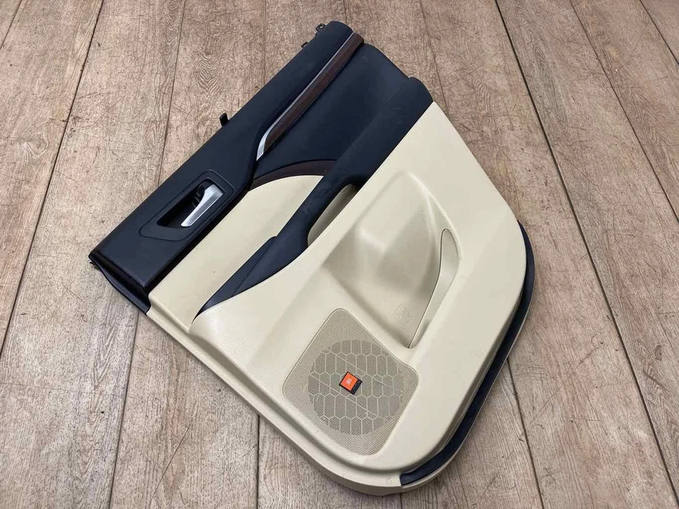 Compatível com 14 - 16 TOYOTA HIGHLANDER painel traseiro destro de guarnição de porta de passageiro com acabamento JBL-LA00 - Imagem 2 de 4