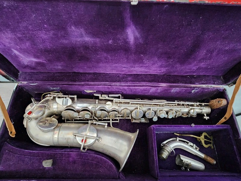 Vtg LYON & HEALY 1920's Chicago USA Silver Pearl  For Restoration Display READ 