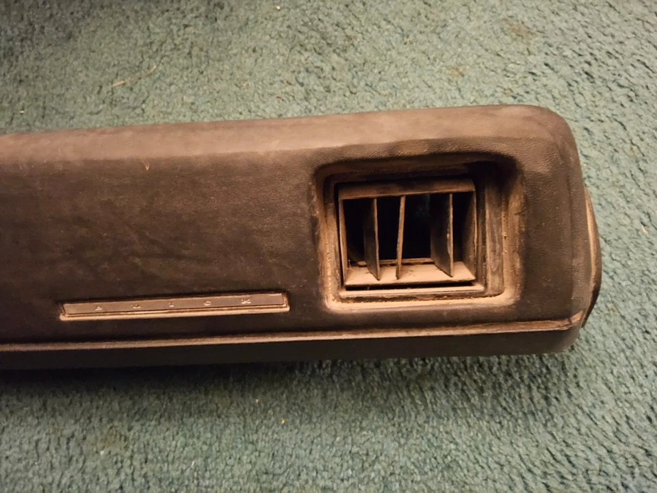 Buick Skylark GS 1970 1971 1972 tablero original GM Foto 4 de 4