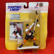 1996 Kenner Starting Lineup Mikael Renberg Philadelphia Flyers Figure DAMAGED