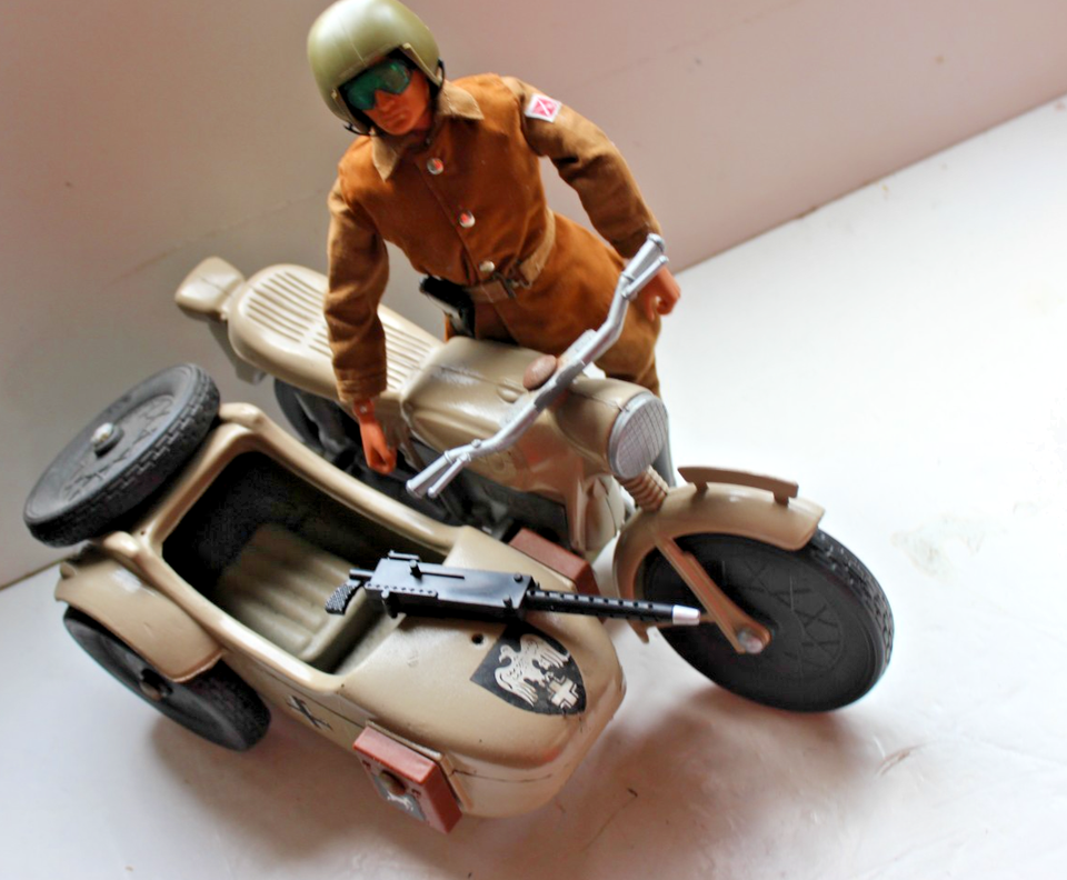 Auctions | Palitoy Action Man German Motorcycle and Sidecar, includes machine gun, Good Plus, unboxed