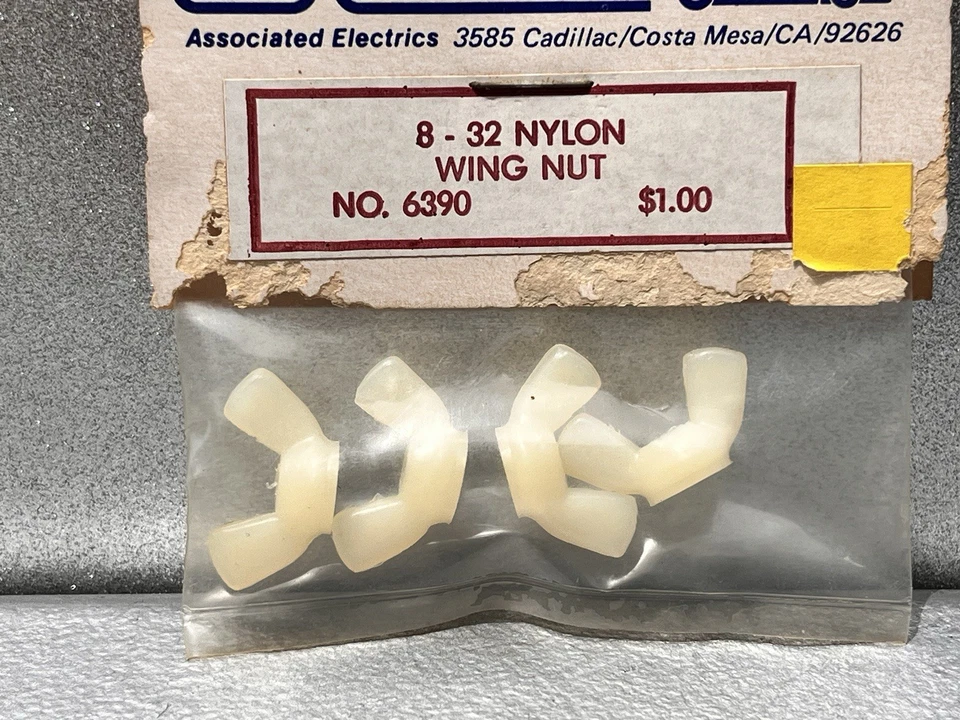 Team Associated 1:10 8-32 Wing Nuts (4) #6390 FACTORY SEALED - Image 2 of 2