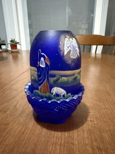 Vintage Fenton Fairy Lamp-2nd In Birth Of A Savior Series 1999