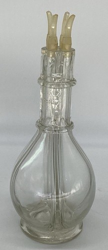 Decantador de licor francés vintage años 60 4 cámaras original Tapones Lucite Fait - Imagen 5 de 11