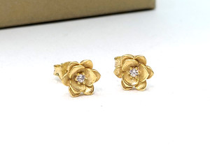 Authentic 14k Gold Plated over 925 Sterling Silver AAA CZ Flower Stud Earrings 7.5mm