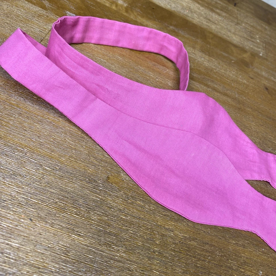 Gravata borboleta rosa vintage anos 80 unissex preppy - Imagem 2 de 4