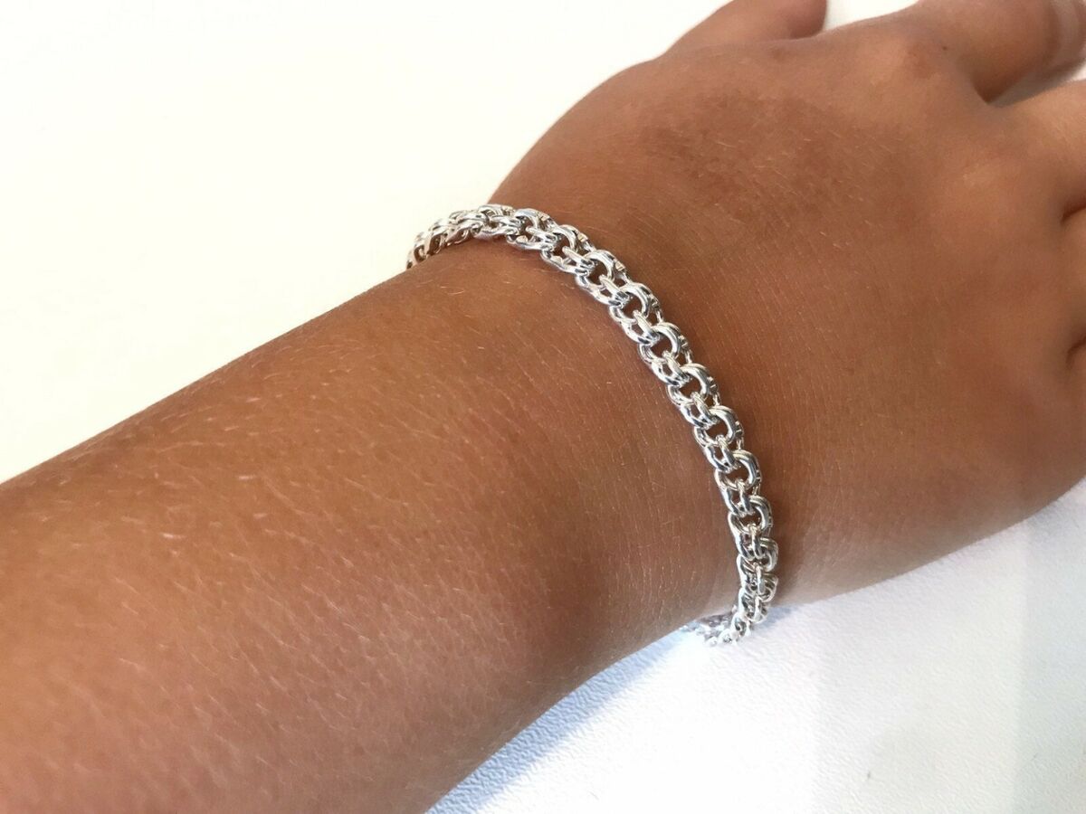 Elegant Silver Bracelet. Solid Sterling silver 925 Weight 8g Elegant Silver Bracelet. Solid Sterling silver 925 Weight 8g
