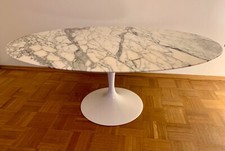 Saarinen Tulip Tisch /Knoll International /Lounge-table /ca135x90 oval /Marmor