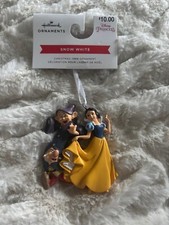 HALLMARK SNOW WHITE AND THE DWARFS CHRISTMAS ORNAMENT 2024 NEW WITH TAGS