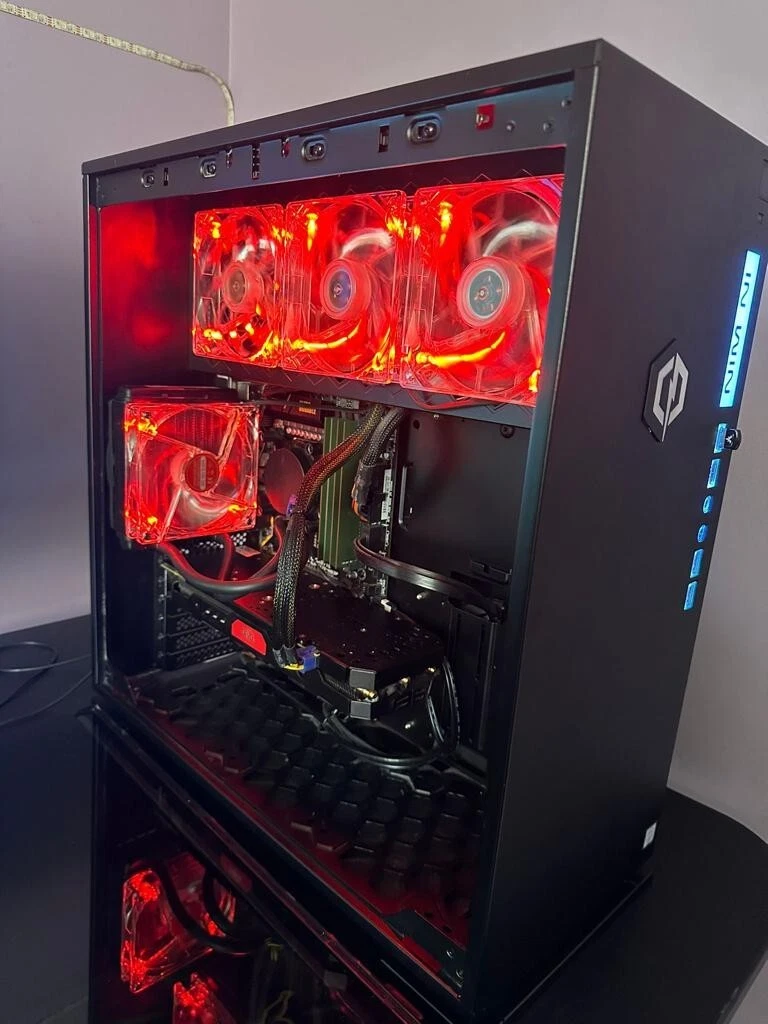 Intel Core i7 6th Gen. PC Desktops and HDD + SSD All-In-One