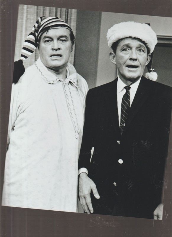 8X10 B&W   PHOTO OF-SCENE-BOB  HOPE   AND BING CROSBY