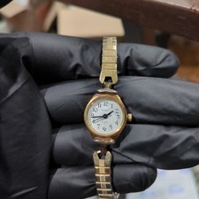 Working VINTAGE Helbros Ladies watch, Quartz, Gold Tone 17mm Fit 6.5" New Battry
