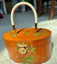VTG 1960's Wooden Purse 675