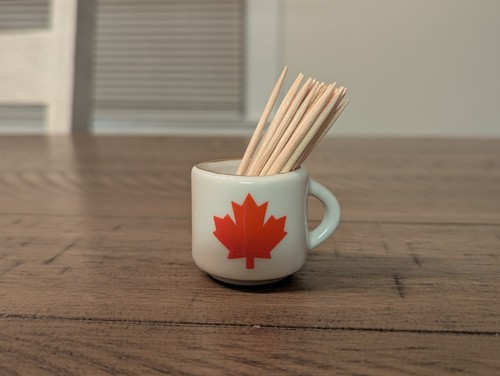 Vintage Tiny Souvenir Canada Maple Leaf Ceramic Mug Gold Accents For Toothpicks