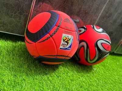 Adidas Jabulani orange World Cup 2010 brazuca 2014 Match Ball Size