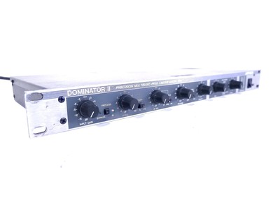 Aphex Model 720 Dominator ll Precision Multiband Peak Limiter
