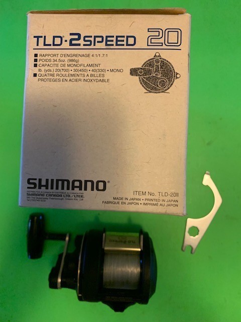 SHIMANO TLD20 2-SPEED FISHING REEL WITH THE ORIGINAL BOX & SHIMANO