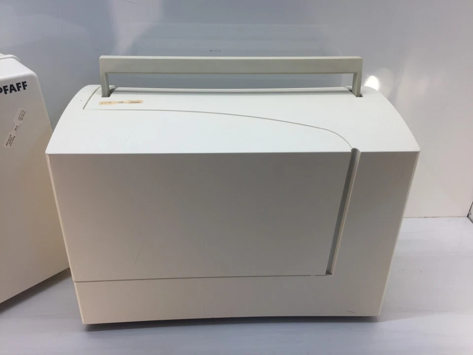 Pfaff Creative 2140 Sewing Embroidery Machine w/ Case, Embroidery , Hoops Bundle - Image 2 of 4