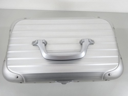 Used Rimowa Topas 928.38 Aluminum Beauty Case Makeup Vanity Box 17L Silver - Picture 4 of 10
