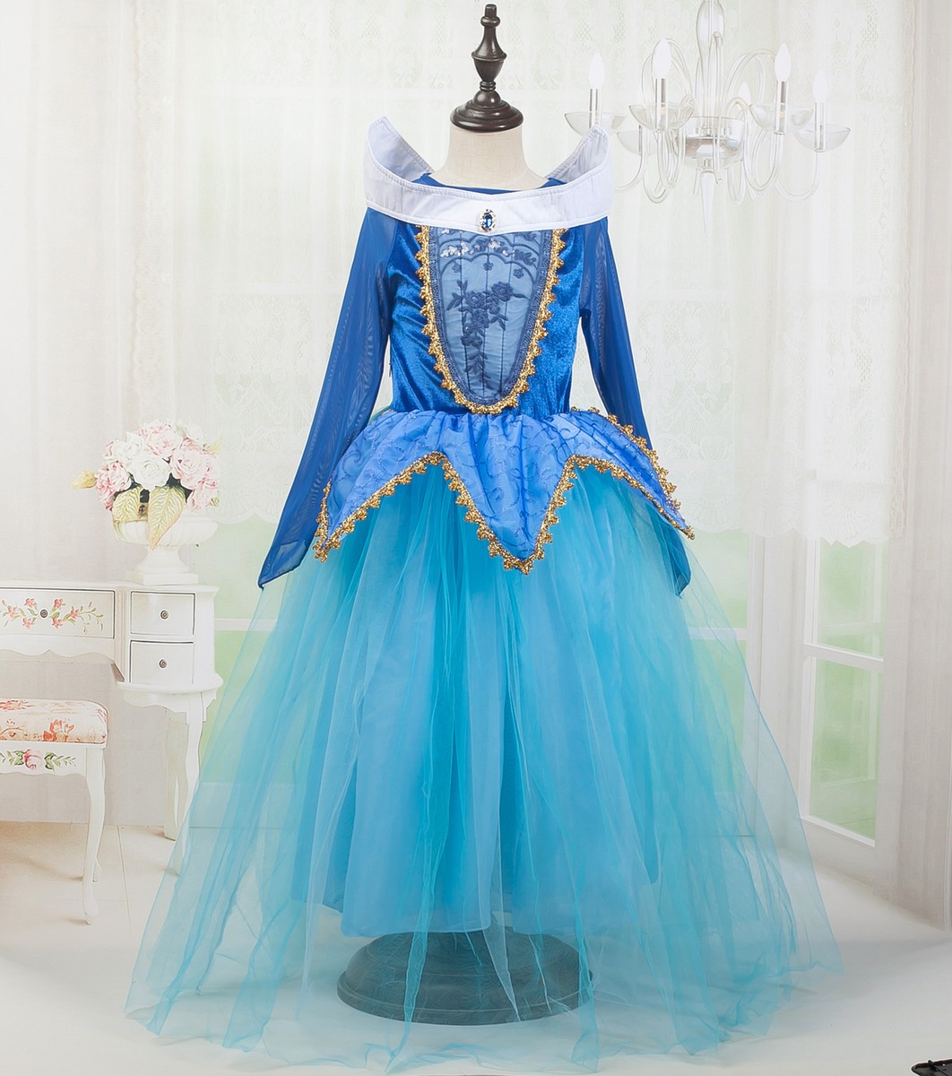 Vestito Angelo Halloween Dressforfun 900507 Costume Per Donna Sexy Angelo  Vamp Abito, A Tre Strati In Bianco E Grigio (XL| Nr. 302455 Ali Nere, image size:1062x1200