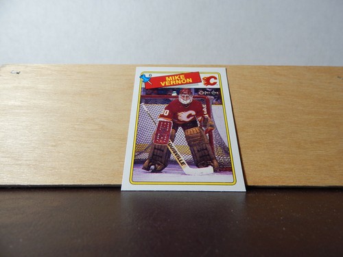 Mike Vernon #261 1988 O-Pee-Chee card