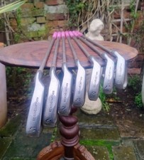 Lady Cobra Golf Irons Gravity Backs R/H Pink Golf Pride Grips 5-SW 7 Irons Total