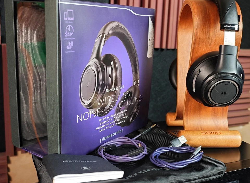 LUXURIOUS Plantronics Backbeat Pro Wireless ANC Headphones ~ Brand New Earpads  - Image 2 of 4