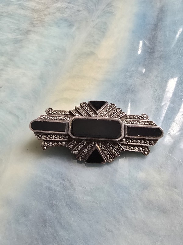 Vintage Sterling Silver 925 Onyx and Marcasite Long Pin Brooch Art Deco 1930s