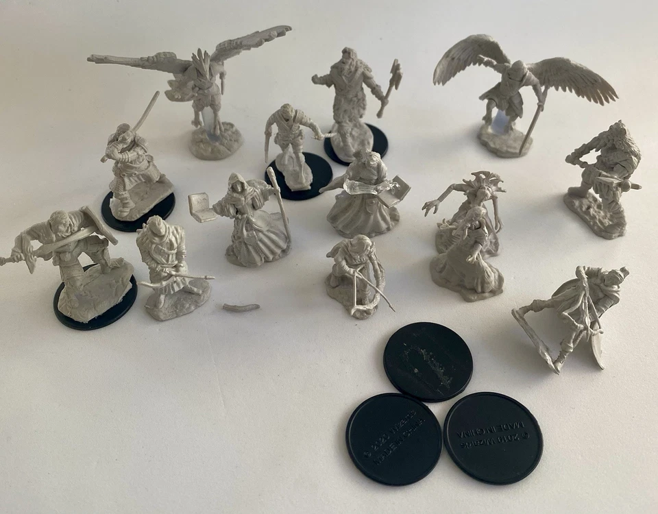 D&D Nolzur’s Marvelous Miniatures Group of 13 Unpainted Miniatures - image 3 of 4